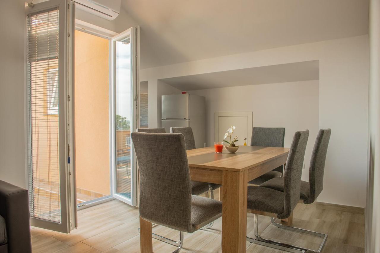 Apartman Eva Vrsi Buitenkant foto