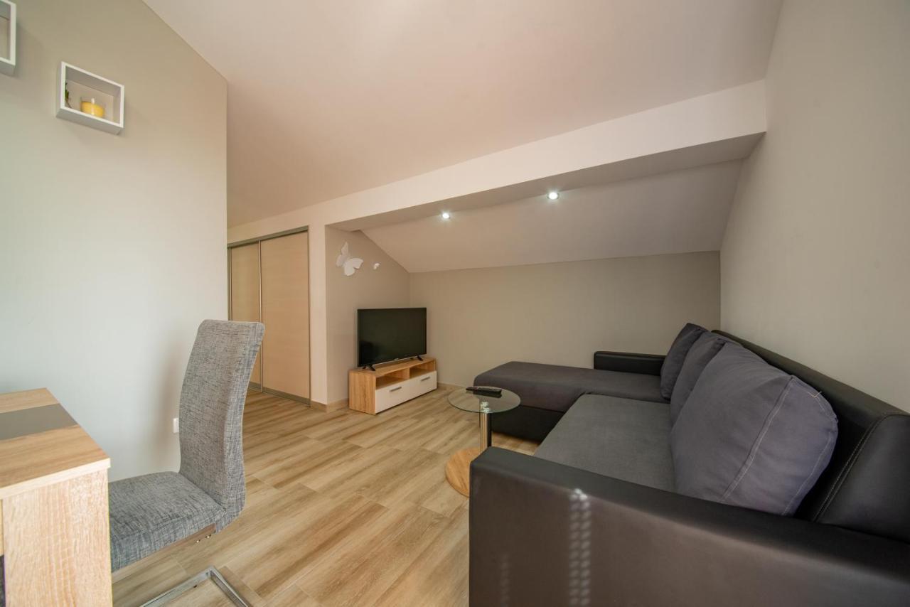 Apartman Eva Vrsi Buitenkant foto