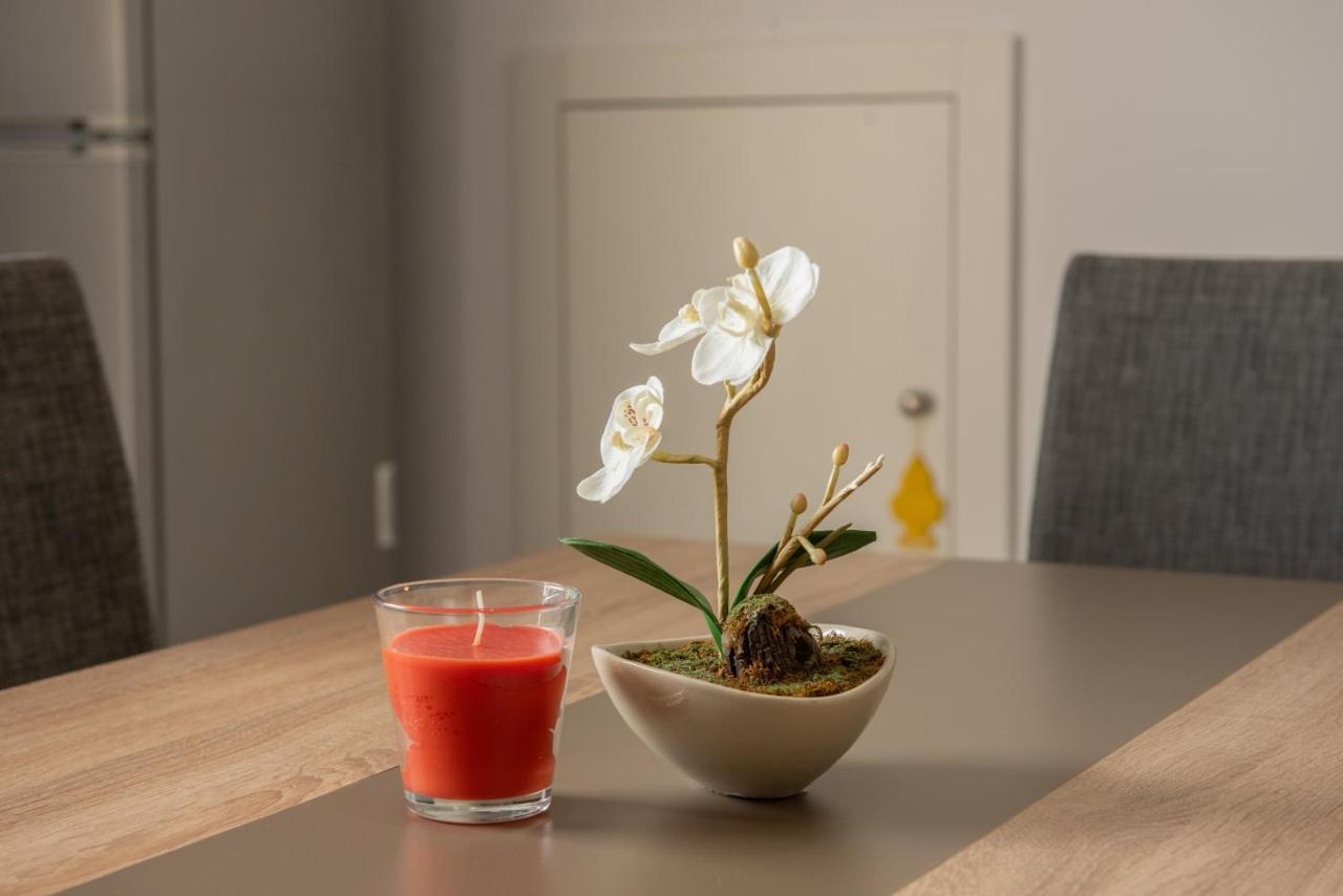 Apartman Eva Vrsi Buitenkant foto